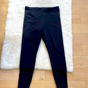 Women’s Gap fit black leggings